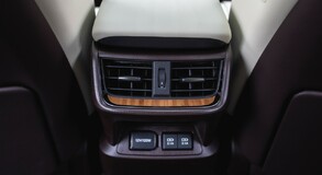 Lexus ES300 - local